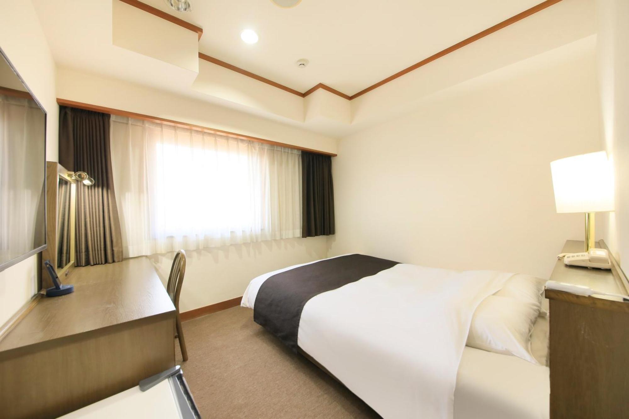 Maple Inn Makuhari Тиба Экстерьер фото