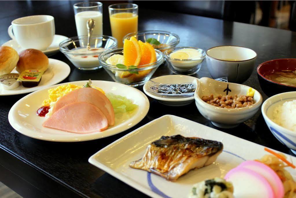 Maple Inn Makuhari Тиба Экстерьер фото