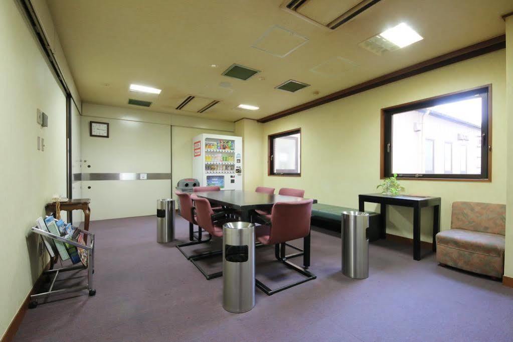 Maple Inn Makuhari Тиба Экстерьер фото
