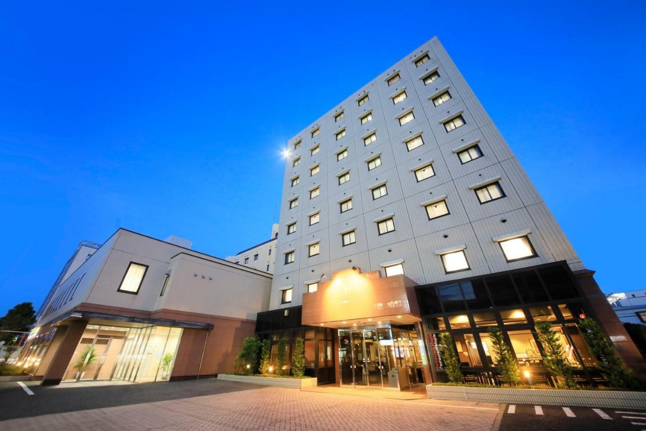 Maple Inn Makuhari Тиба Экстерьер фото