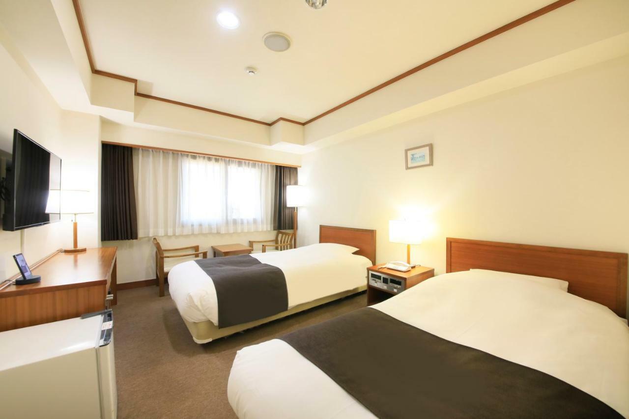Maple Inn Makuhari Тиба Экстерьер фото