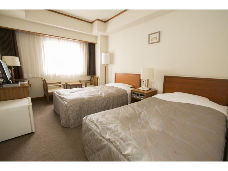 Maple Inn Makuhari Тиба Экстерьер фото